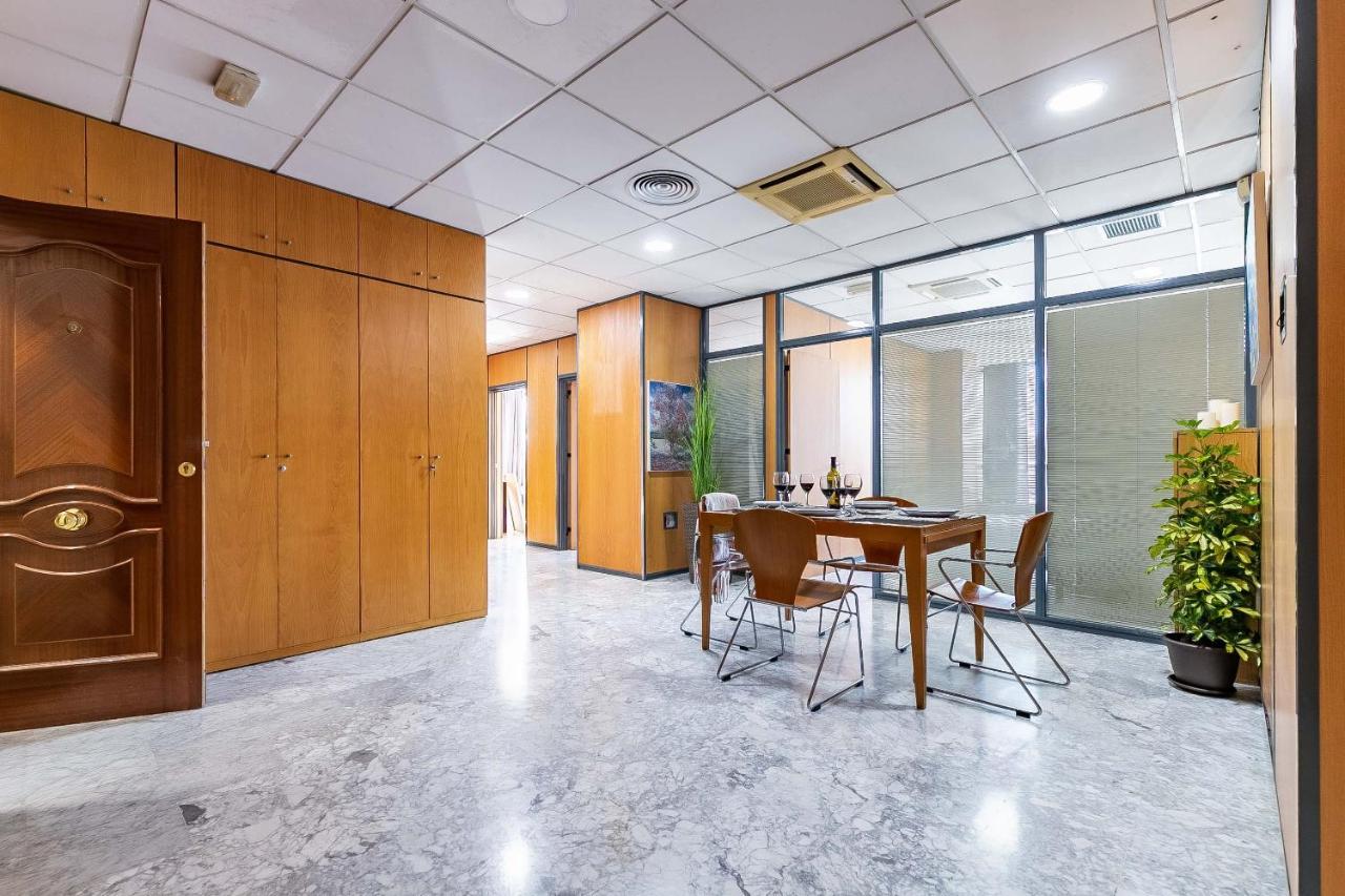 Grand Soho Ofihouse Malaga Appartamento Esterno foto
